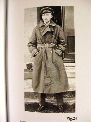 WW1 British officer trench coat